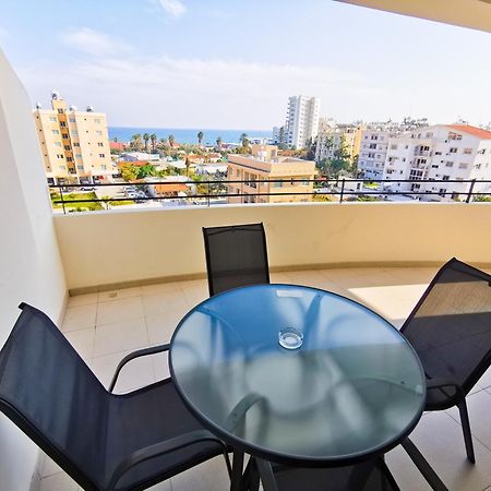לרנקה License To Chill Apartment מראה חיצוני תמונה